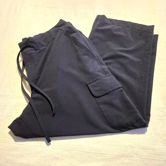 Jockey women's size Large navy blue stretch cropped pants, zip closure EUC - Picture 2 of 8